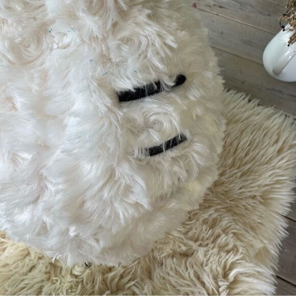 Hello Kitty Fluffy White Bag with Red Polka Dot Bow main image 4